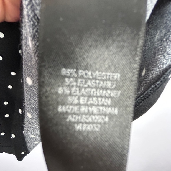 Adrianna Papell Polka Dot Short Ruched Sleeve Square Neck Top Medium Black - Picture 9 of 11